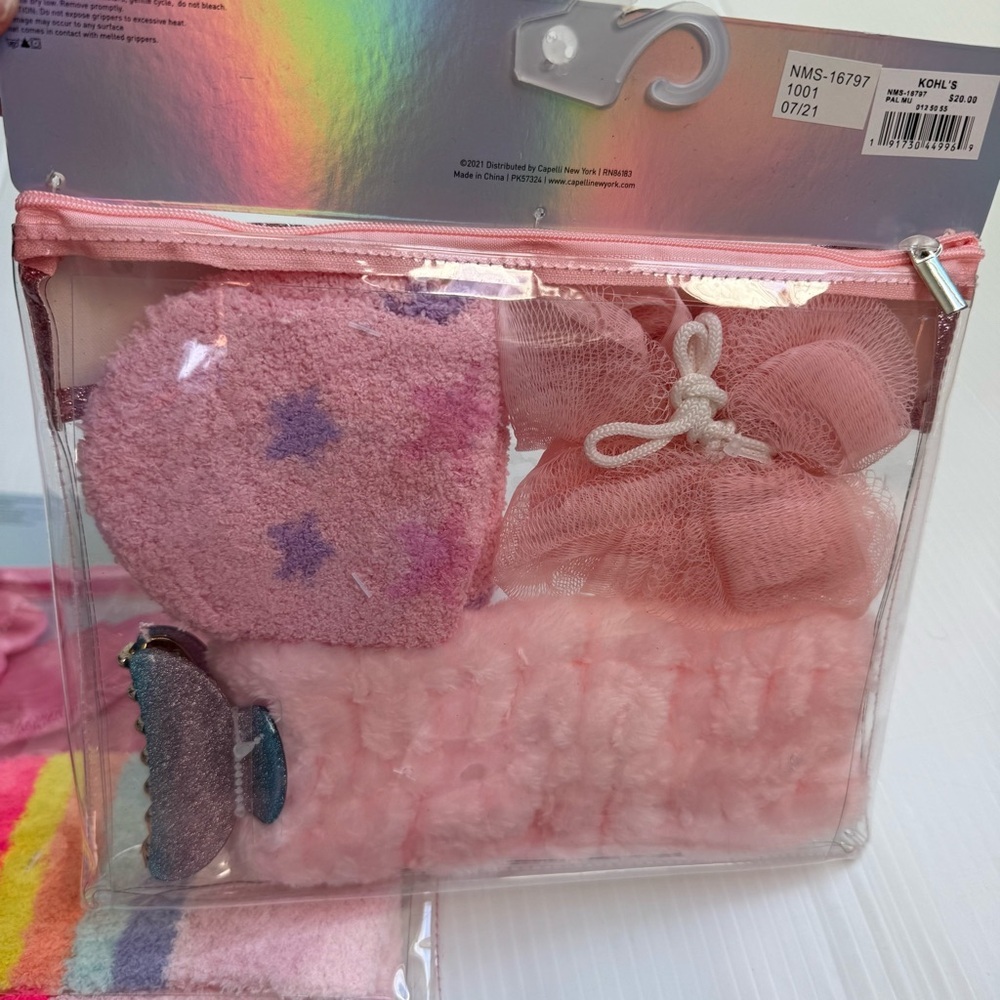 Fun girls gifts sets Kids Hair Accessory 1 unicorn set and 1 smiley face set - Picture 7 of 7